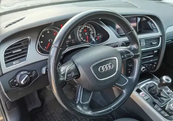 Audi A4 cena 47897 przebieg: 270000, rok produkcji 2013 z Małogoszcz małe 379